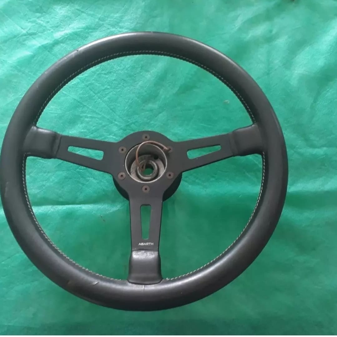 Volante Abrath Italiano
